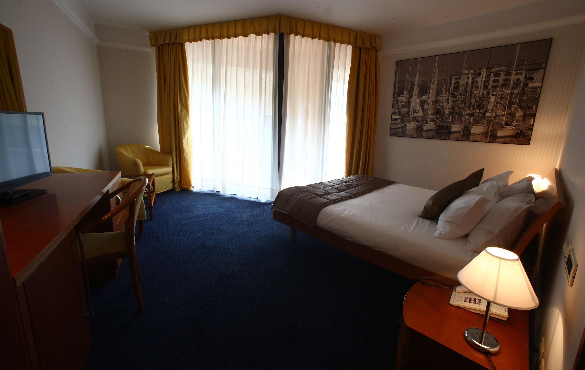 Hotel San Rocco Muggia Exterior photo